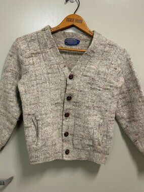 Vintage Pendleton 100% pure virgin wool cardigan / made USA / Small Medium